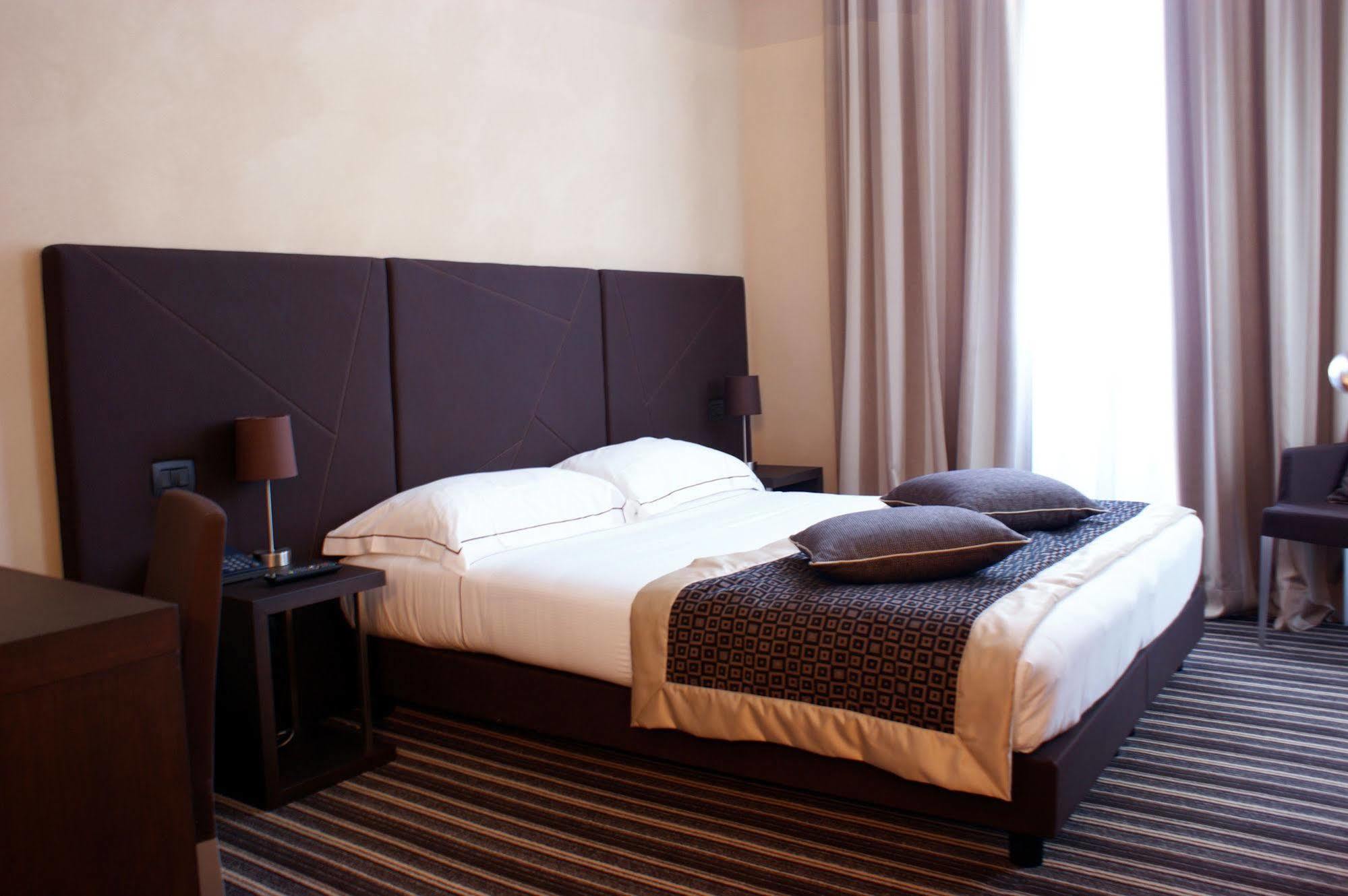 Hotel Principe Di Torino Ngoại thất bức ảnh